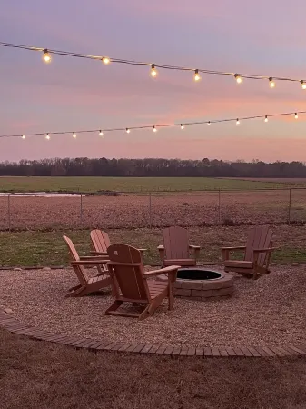 Your family home away from home! Отели в г. Мерфрисборо