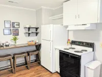 Cozy Blue Cottage 2BR/1BA