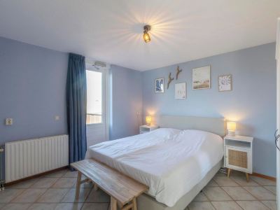 Apartment in Callantsoog with Dune Views