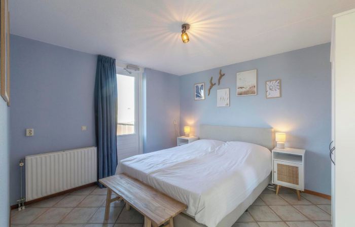Apartment in Callantsoog with Dune Views