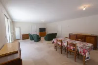 100m2 farmhouse cottage