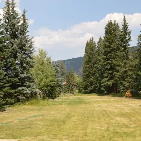 Unique Guesthouse on the Beautiful Gallatin River - Hot Tub w/ Amazing Views!