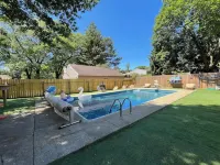 Inground Pool, Arcade-Gameroom, 10 Min to GR! - Pools