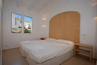 Luxury apartment in front of the sea with beautiful views Hotels in Port de Pollença