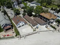 Beachfront cottage located in the heart of Fairfield Beach!!