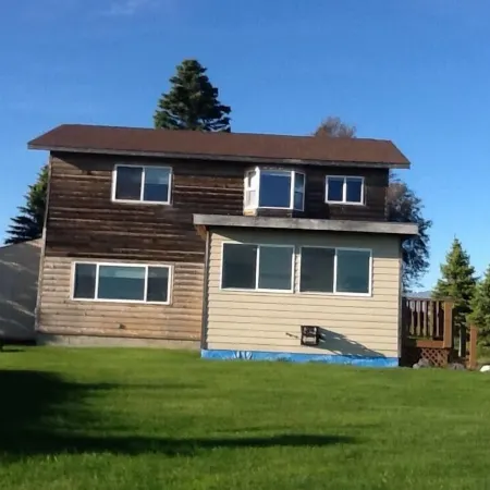 Old Town Kenai Bluff House, Breathtaking Views