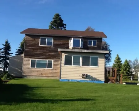 Old Town Kenai Bluff House, Breathtaking Views Hoteles en Kenai