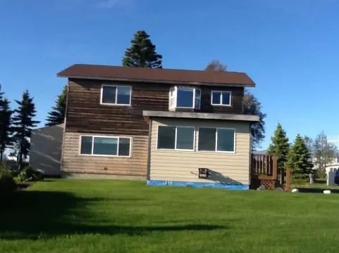 Old Town Kenai Bluff House, Breathtaking Views