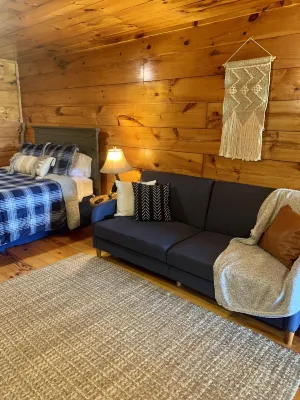 Cozy Cabin 1 at Cave Run Cabins near Cave Run Lake & MSU