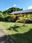 LES FLAMBOYANTS LA PETITE MAISON CRÉOLE Hotels near Randonnée Guadeloupe : Plage Porte d’enfer au Souffleur – Anse Bertrand
