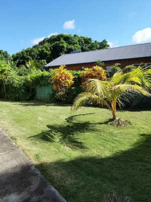 LES FLAMBOYANTS LA PETITE MAISON CRÉOLE Hotels in Anse-Bertrand