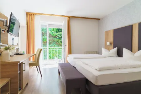 Stadthotel Pfeffermühle Отели в г. Оберхармерсбах