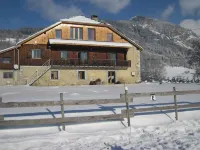 Lovely 23-person chalet, view of Mont-Blanc, hiking, biking, horseback riding