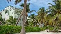 Ocean View Condo located within Bermuda Beach - Gold Standard Approved