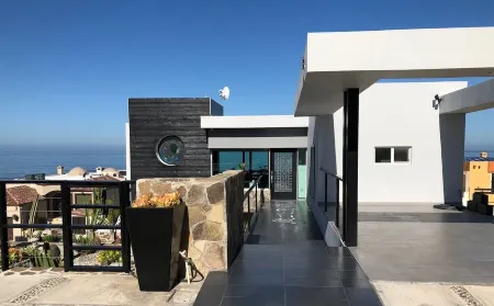 Beach Access!  4 Bedroom 3 Bath Modern Beach Home