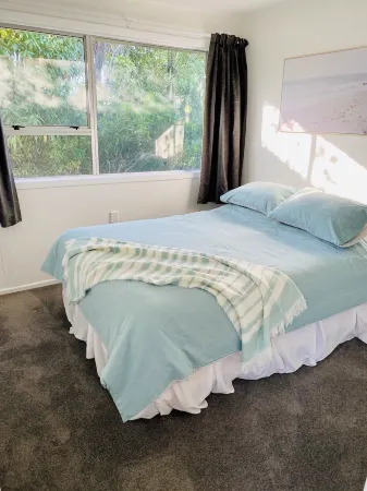 Kaka Point Holiday House Отели в г. Кака Пойнт