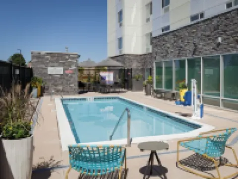 萬豪特雷西TownePlace Suites 套房酒店 特雷西酒店