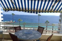 Bel Appartement Face mer aux Pieds des Plages