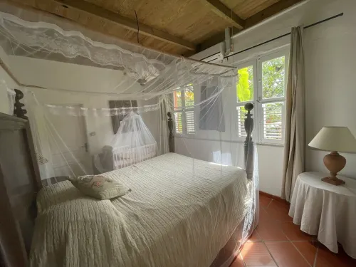 Mansion - Le Robert