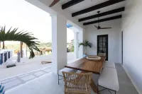 Las Catalinas- Spectacular views- breakfast service, Casa Chameleon's neighbor