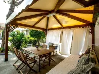 oasis of relaxation not far from the sea, parking in the inner courtyard. Hotels in Marotta