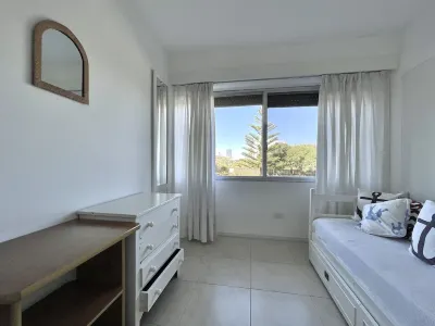 Punta del Este Spacious apartment in front of the beach with housekeeping