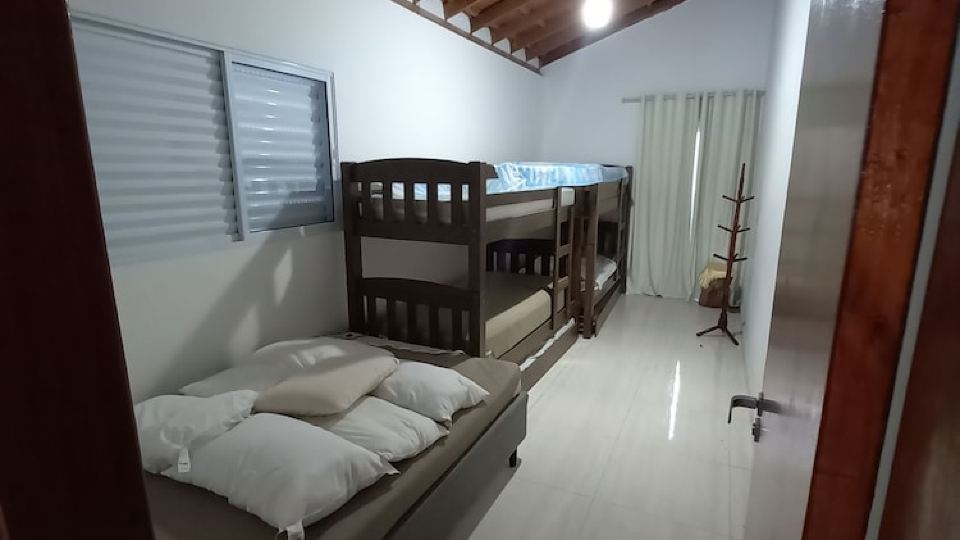 Country House with Pool and Party Hall in Jundiaí