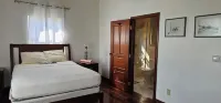 Pelican Beach Villa # 2 Hotel dekat Parrot Cay