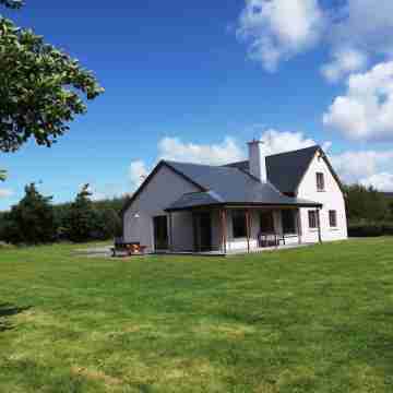 Wonderful Sea Views, Walks, Hiking, Beaches, Fishing, Family Friendly, WiFi Others