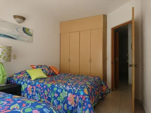 Excellent location condo in Ixtapa