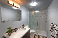 A place full of character and charm-Gateway to Canadian Rockies Hotels in Cochrane