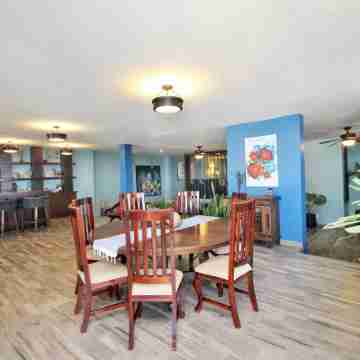 Casa Vista Azul- Perfect location! Stunning ocean views, near Olas Altas/ Centro Dining/Meeting Rooms