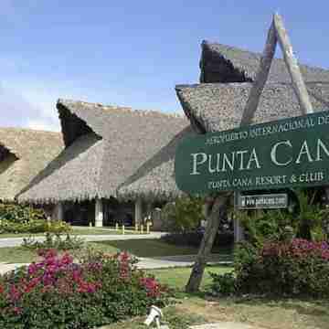 Cozy Retreat, 5 minutes to Juanillo Beach at Fishing Lodge Marina Cap Cana! Hotel Exterior