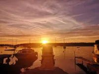 Apartment Near the Arena and Port. with Private Parking + Smart TV. Top!