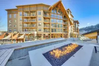 Luxe Schweitzer Condo w/ Hot Tub: Ski-in/Ski-Out! - Apartments