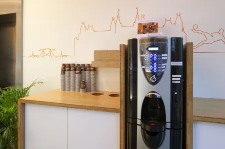 easyHotel the Hague Scheveningen Beach Отели в г. Схевенинген