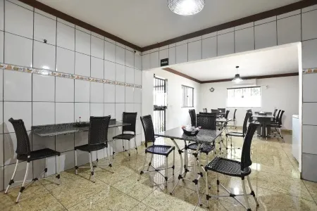 Hotel Tapajós Отели в г. Куяба