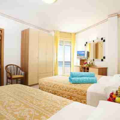 Hotel Caesar Rooms