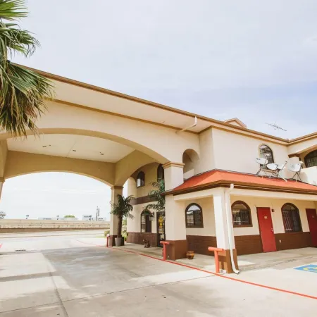 Palace Inn Baytown @ Garth Rd