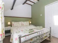 Rhif Deg Hotels in Brecon