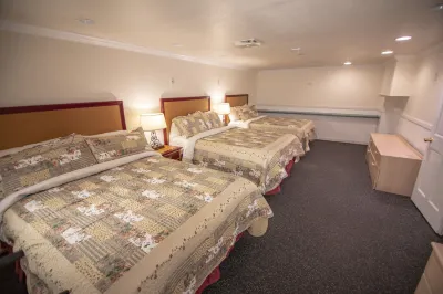 Coachlite Inn Hotel di 