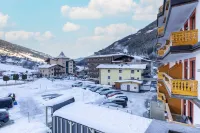 Jufa Alpenhotel Saalbach - Mountain view