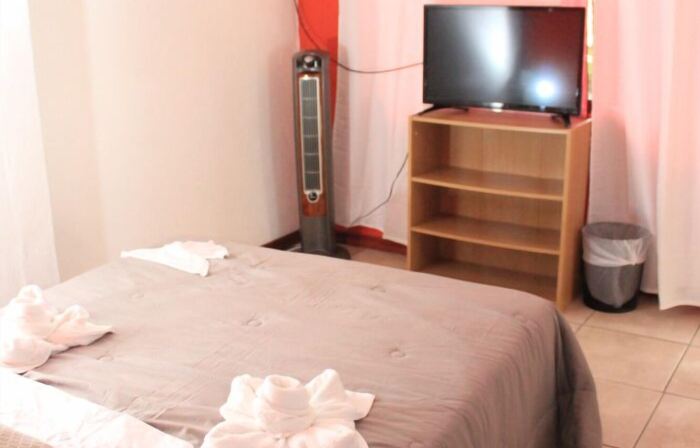 Hotel Your House