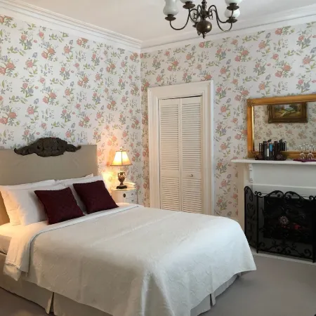Balmoral House Bed & Breakfast