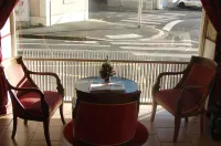 Hotel Iena Hotels in Beaucouze