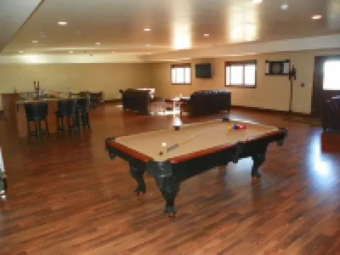 Dakota Prairie Lodge & Resort Hotels in Brule County