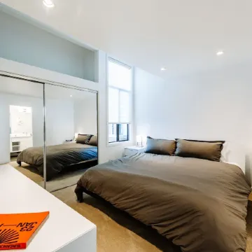 Three Kings Condominiums