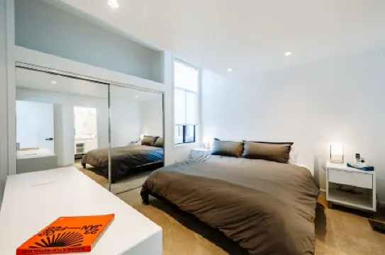 Three Kings Condominiums