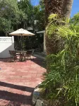 An Island Getaway at Palm Tree Villas -  Ferienhäuser