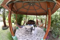 Cabaña Villa Victoria Отели в г. 